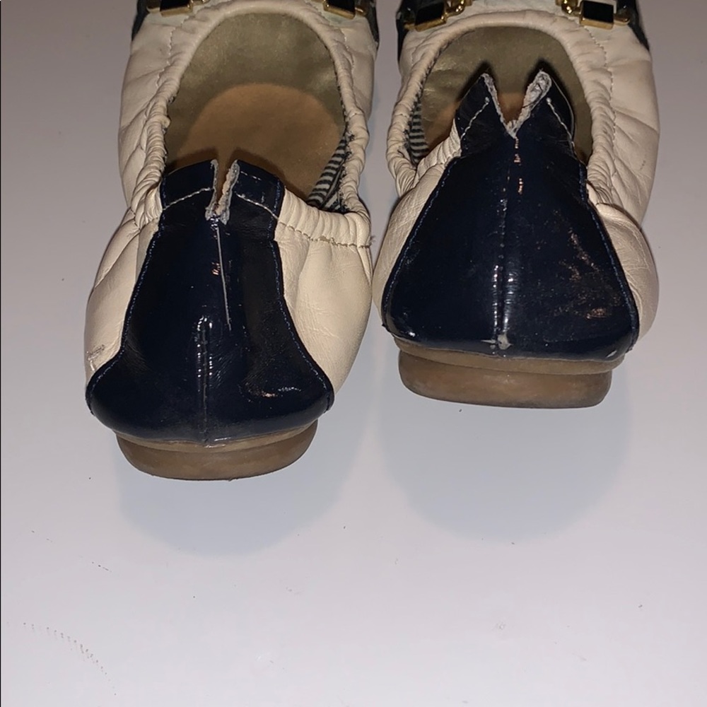 TAHARI flat - Picture 3 of 8